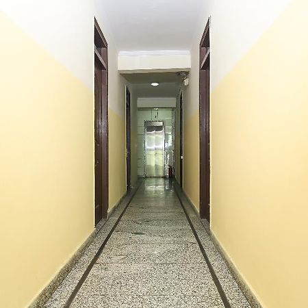 Oyo 28126 Charanpahari Hotel New Delhi Ngoại thất bức ảnh